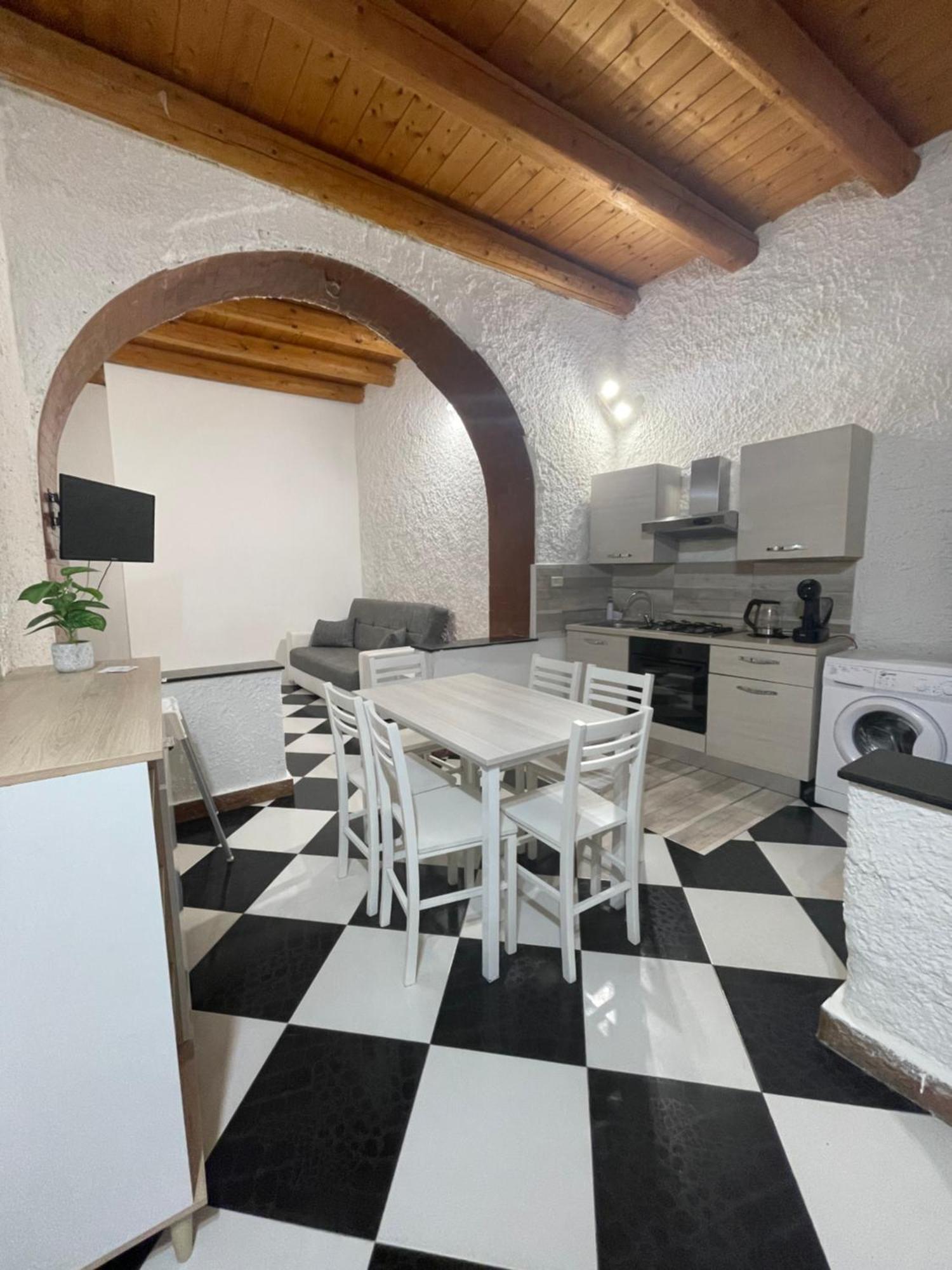Il Cortiletto Di Ortigia Villa Syrakusa Exteriör bild