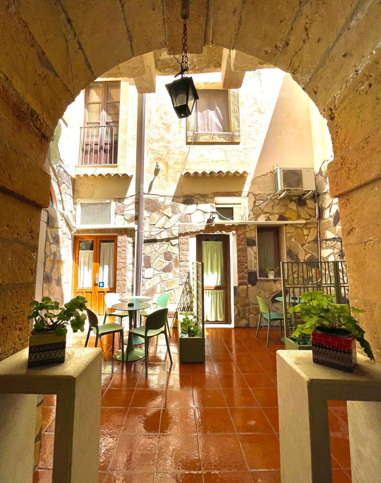 Il Cortiletto Di Ortigia Villa Syrakusa Exteriör bild