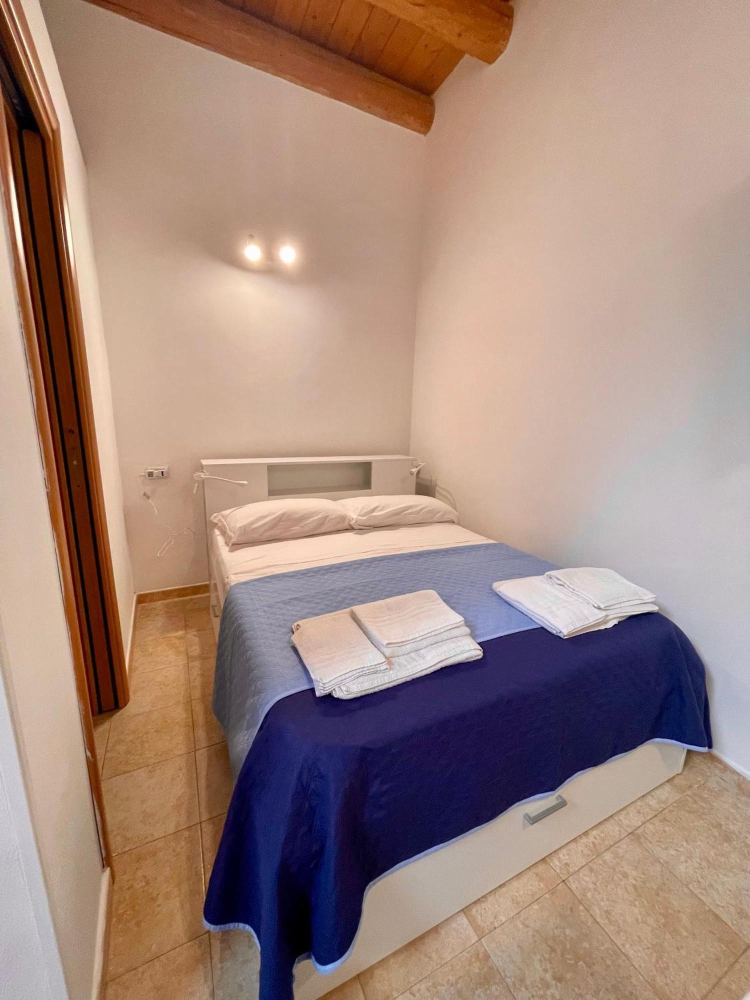 Il Cortiletto Di Ortigia Villa Syrakusa Exteriör bild