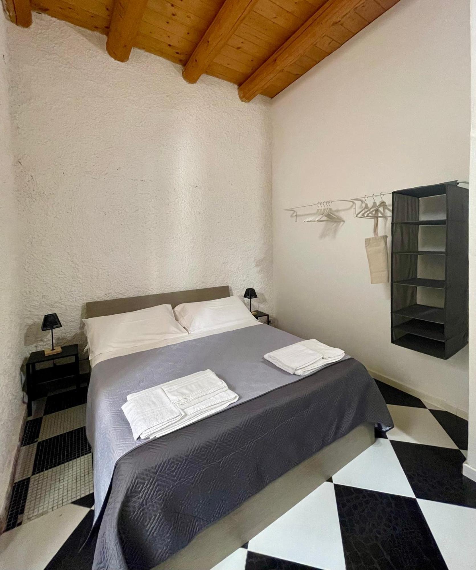 Il Cortiletto Di Ortigia Villa Syrakusa Exteriör bild